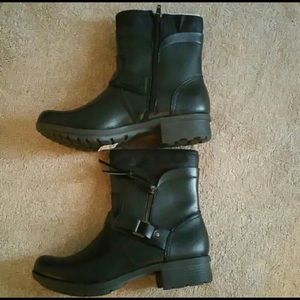 Boots Avant Riddle style